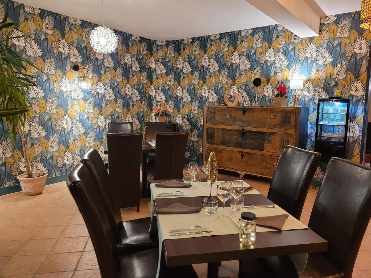 Logis Hotel Restaurant L'Escapade Ламастр Екстериор снимка